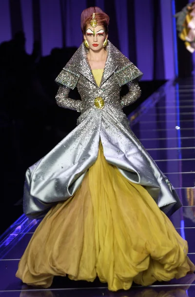 Look 24